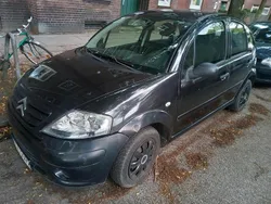 Blau Gebraucht 2009 Citroën C3 Kleinwagen | 2.250 €