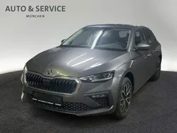 Grau Neu 2025 Skoda Scala Tour Kleinwagen | 26.450 € (Fairer Preis)