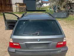 Blau Gebraucht 2005 BMW 318 Kombi | 2.400 € (Fairer Preis)