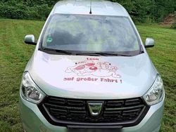 Grau Gebraucht 2017 Dacia Dokker Van | 18.888 €