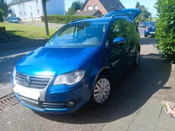 Blau Gebraucht 2009 VW Touran Van / Kleinbus | 4.900 € (Fairer Preis)