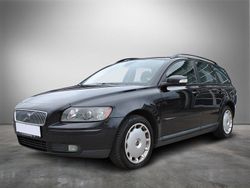 Black sapphire metallic Gebraucht 2006 Volvo V50 Momentum Kombi | 3.999 €