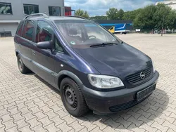 Blau Gebraucht 2001 Opel Zafira Van / Kleinbus | 1.450 € (Guter Preis)
