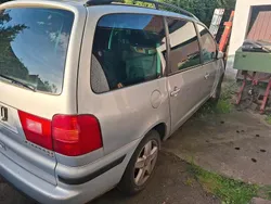 Silber Gebraucht 2003 Seat Alhambra Van / Kleinbus | 1.000 €