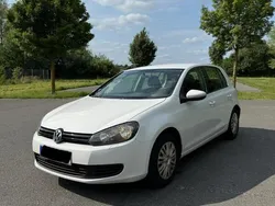 Weiß Gebraucht 2009 VW Golf VI Trendline Limousine | 3.300 € (Guter Preis)