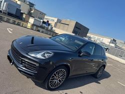 Schwarz Gebraucht 2019 Porsche Cayenne SUV | 54.000 € (Fairer Preis)