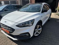 Weiß Gebraucht 2020 Ford Focus Active Limousine | 15.880 € (Guter Preis)
