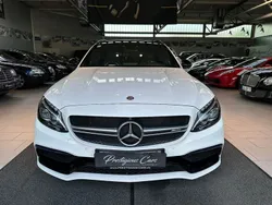Weiß Gebraucht 2016 Mercedes C63S AMG AMG Limousine | 44.749 € (Fairer Preis)