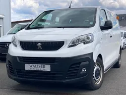 Lack weiss banquise/typ aussen Gebraucht 2018 Peugeot Traveller Van / Kleinbus | 19.999 € (Fairer Preis)