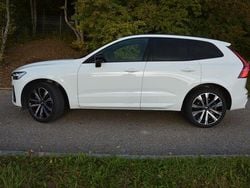 Weiß Gebraucht 2021 Volvo XC60 R-Design SUV | 36.600 € (Guter Preis)