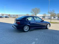 Blau Gebraucht 1999 BMW 323 Compact M Sport Kleinwagen | 2.700 €