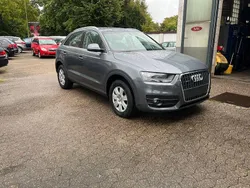 Grau Gebraucht 2012 Audi Q3 Comfort SUV | 11.980 € (Guter Preis)