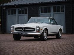 Weiß Gebraucht 1968 Mercedes 250 Cabrio | 56.900 €