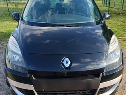 Schwarz Gebraucht 2010 Renault Scénic III Van / Kleinbus | 2.500 € (Guter Preis)
