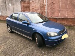 Blau Gebraucht 2003 Opel Astra Limousine | 1.500 € (Guter Preis)