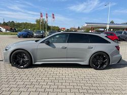 Grau Neu 2025 Audi RS6 Performance Kombi | 163.990 €