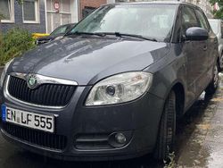Grau Gebraucht 2008 Skoda Fabia Kleinwagen | 2.500 € (Fairer Preis)