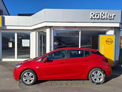 Chili rot/kardio rot Gebraucht 2021 Opel Astra Edition Kleinwagen | 10.500 € (Fairer Preis)