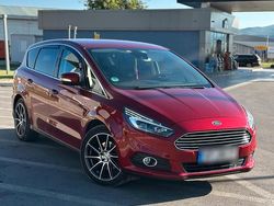 Rot Gebraucht 2017 Ford S-MAX S Van / Kleinbus | 14.500 € (Etwas zu teuer)