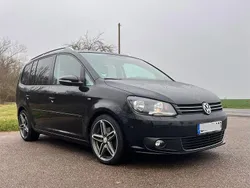 Schwarz Gebraucht 2014 VW Touran Cup Van / Kleinbus | 12.200 € (Fairer Preis)