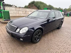 Blau Gebraucht 2004 Mercedes E270 Avantgarde Kombi | 870 €
