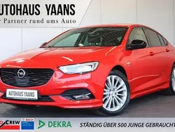 Lava rot Gebraucht 2018 Opel Insignia OPC Limousine | 18.949 €