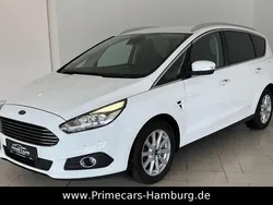 Weiß Gebraucht 2017 Ford S-MAX Titanium Van / Kleinbus | 17.490 € (Etwas zu teuer)