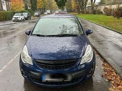 Blau Gebraucht 2013 Opel Corsa Kleinwagen | 2.600 € (Guter Preis)
