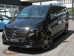 Obsidianschwarz metallic Gebraucht 2024 Mercedes V250 Avantgarde Van / Kleinbus | 75.100 € (Fairer Preis)