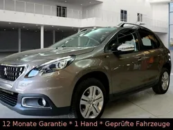 Grau Gebraucht 2017 Peugeot 2008 SUV | 8.890 € (Fairer Preis)