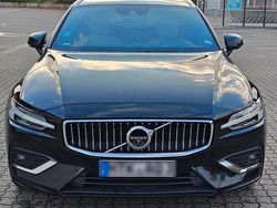 Schwarz Gebraucht 2018 Volvo V60 Inscription Kombi | 24.699 € (Teuer)