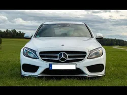 Silber Gebraucht 2017 Mercedes 250 AMG line Limousine | 22.500 €