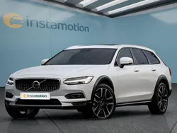 Weiß Gebraucht 2024 Volvo V90 Plus Kombi | 51.199 € (Etwas zu teuer)
