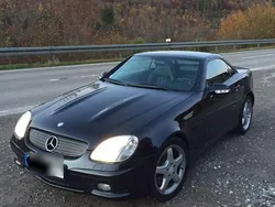 Schwarz Gebraucht 2002 Mercedes SLK32 AMG AMG Cabrio | 20.990 € (Fairer Preis)