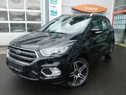 Schwarz Gebraucht 2019 Ford Kuga SUV | 17.990 € (Fairer Preis)