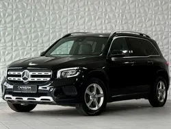 Schwarz Gebraucht 2021 Mercedes GLB200 SUV | 26.400 € (Fairer Preis)