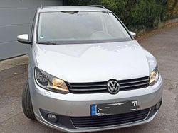 Gebraucht 2015 VW Touran Comfortline Van / Kleinbus | 6.399 € (Superpreis)