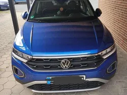 Blau Gebraucht 2023 VW T-Roc Move SUV | 24.900 € (Superpreis)