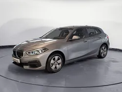 Grau Gebraucht 2024 BMW 116 Sport Line Kleinwagen | 24.900 € (Fairer Preis)