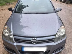 Grau Gebraucht 2005 Opel Astra Kombi | 950 € (Guter Preis)
