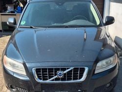Grau Gebraucht 2008 Volvo V70 Summum Kombi | 5.000 € (Etwas zu teuer)