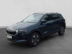 Lavablau metallic Gebraucht 2022 Skoda Karoq Style SUV | 28.600 € (Guter Preis)