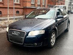 Blau Gebraucht 2008 Audi A4 Kombi | 2.300 € (Teuer)