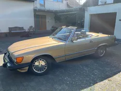 Gold Gebraucht 1986 Mercedes 560 Cabrio | 24.500 €