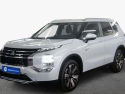 Weiß Neu 2025 Mitsubishi Outlander P-HEV Basis SUV | 51.942 € (Fairer Preis)