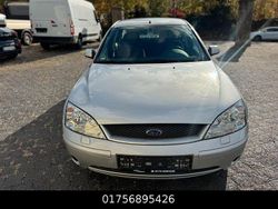 Grau Gebraucht 2002 Ford Mondeo Ghia Limousine | 1.799 € (Fairer Preis)