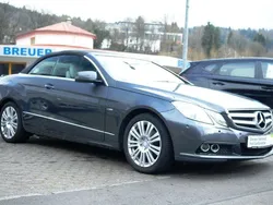 Grau Gebraucht 2010 Mercedes E200 Elegance Cabrio | 14.880 € (Fairer Preis)