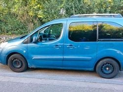 Blau Gebraucht 2008 Peugeot Partner Tepee Van / Kleinbus | 2.350 € (Fairer Preis)