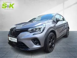 Zweifarbig: stahlgrau und bla (grau) Gebraucht 2022 Renault Captur Rive Gauche SUV | 21.990 € (Fairer Preis)
