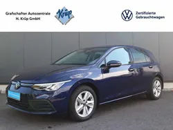 Blau Gebraucht 2024 VW Golf VIII Life Limousine | 21.990 € (Guter Preis)